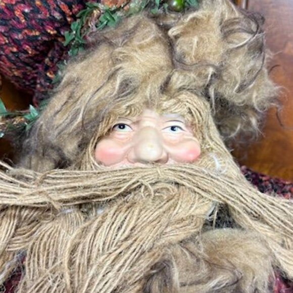 Vintage 25" Olde World Faux Fur Burgundy Tweed Braided Beard Metal Lantern Santa - Picture 6 of 12